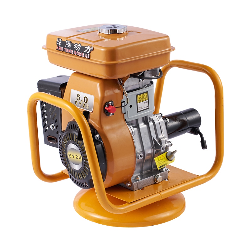 مضخة هزازة خرسانة دوارة تعمل بالبنزين EY20